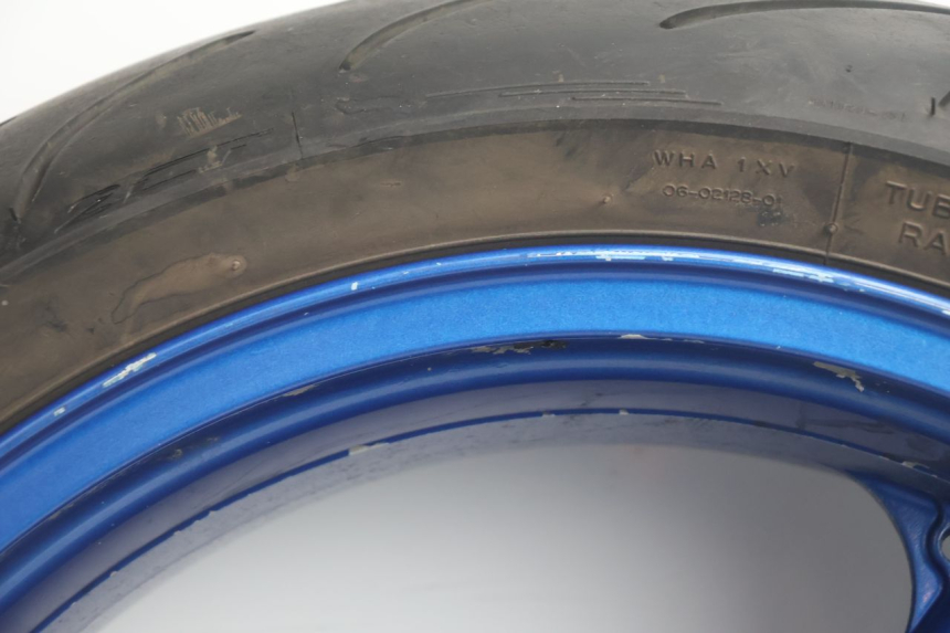 photo de HINTERRADFELGE UND REIFEN KAWASAKI ZX-6R ZX6R 600 (2000 - 2002) - Gesamtansicht des Produkts