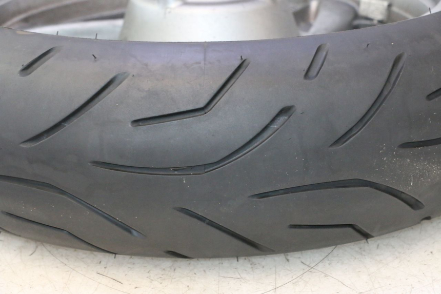 photo de HINTERRADFELGE UND REIFEN KAWASAKI ZZR 600 (1995 - 2004) - Qualität der Gebrauchtware