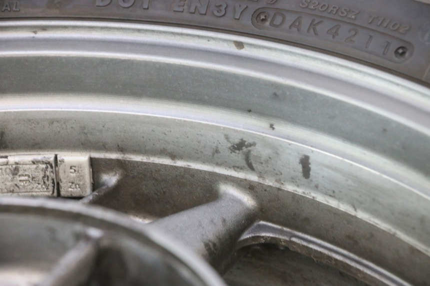 photo de HINTERRADFELGE UND REIFEN KAWASAKI ZZR 600 (1995 - 2004) - Geprüftes Gebrauchtteil