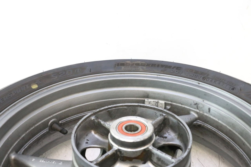 photo de HINTERRADFELGE UND REIFEN KAWASAKI ZZR 600 (1995 - 2004) - Kennzeichnungen und Originalreferenzen
