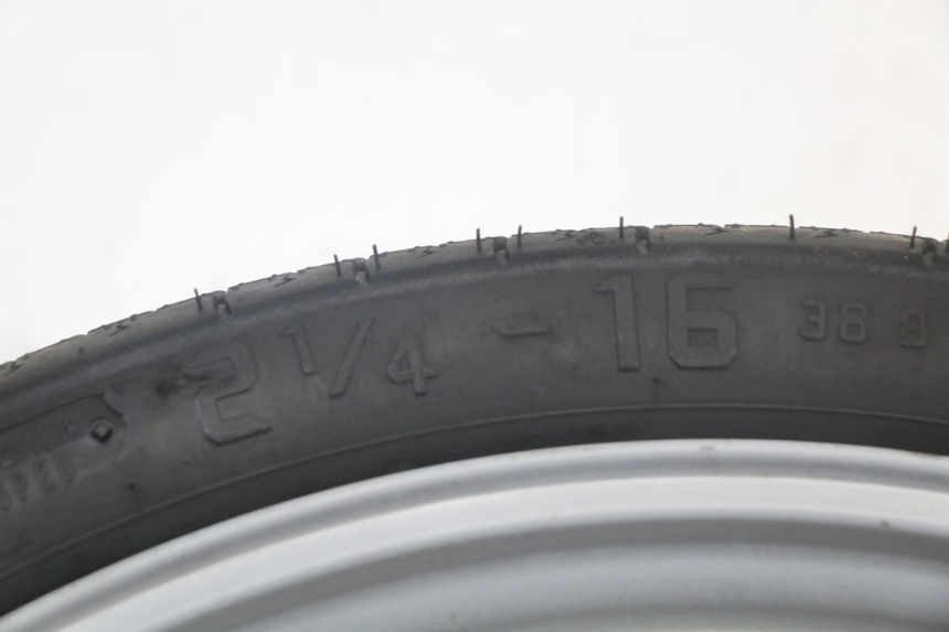 photo de HINTERRAD PEUGEOT 103 VOGUE VS2 50 (2004 - 2017) - Zoom auf Komponenten