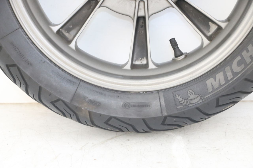 photo de HINTEN FELGE QUADRO 3D S 350 (2013 - 2018) - Zoom auf Komponenten