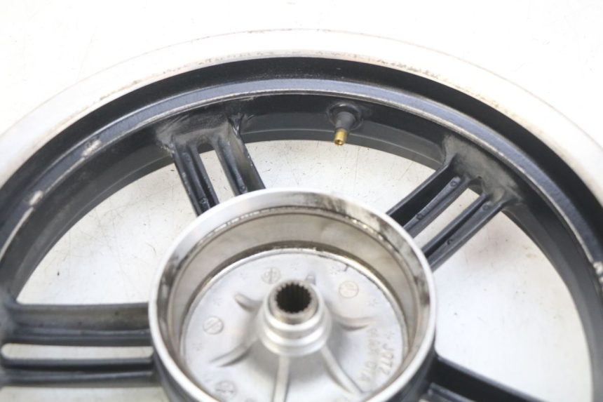 photo de HINTEN FELGE KYMCO AGILITY 16+ 4T 50 (2018 - 2023) - Charakteristische Merkmale