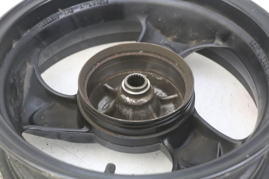 photo de HINTEN FELGE KYMCO AGILITY 4T 50 (2018 - 2022) - Zoom auf Komponenten