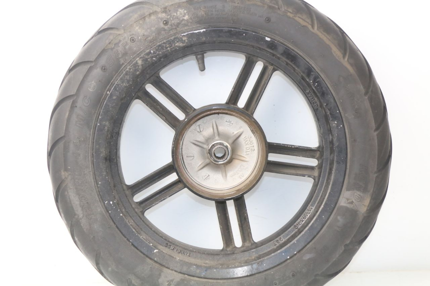 photo de HINTEN FELGE KYMCO AGILITY CITY 2T 50 (2008 - 2016) - Technische Nahaufnahme