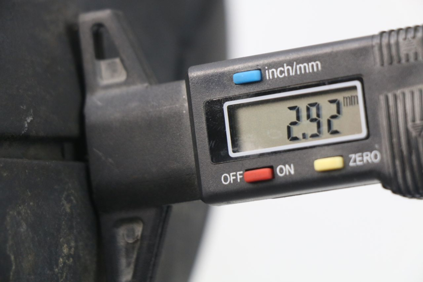 photo de HINTERRADFELGE MV AGUSTA BRUTALE R WALLY 910 (2008 - 2008) - Zoom auf Gebrauchszustand