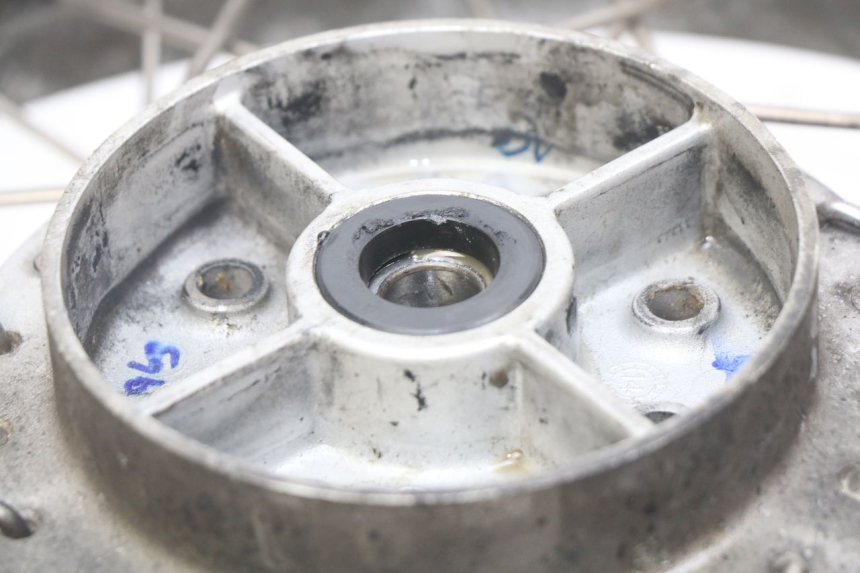 photo de HINTERRAD ROYAL ENFIELD BULLET CLASSIC 500 (2017 - 2020) - Details der Befestigungspunkte