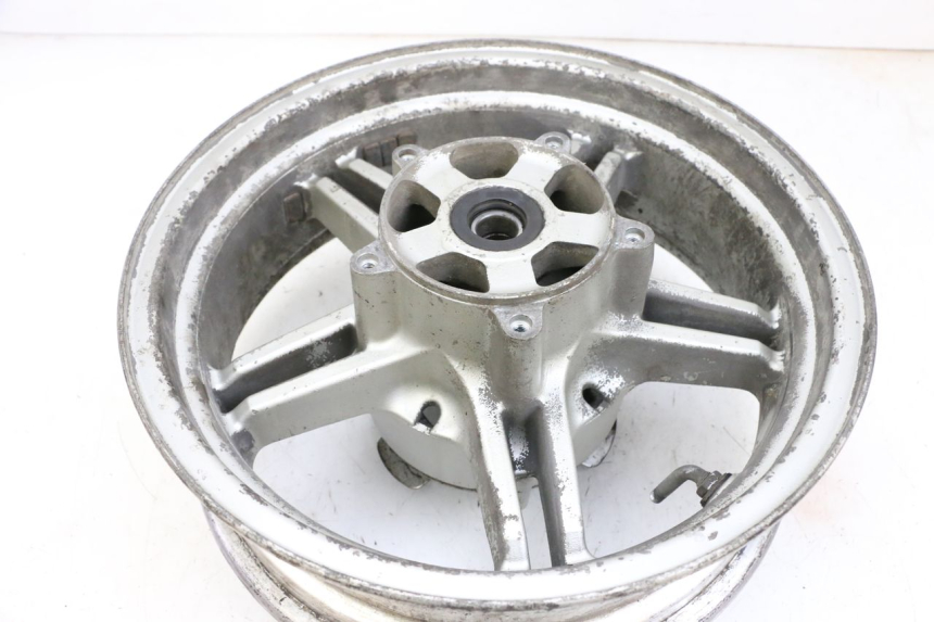 photo de HINTERRADFELGE SUZUKI BURGMAN EXECUTIVE ABS 650 (2006 - 2012) - Hochauflösende Nahaufnahme