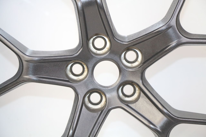 photo de HINTERRAD HONDA CB R 1000 (2018 - 2023) - Zoom auf Komponenten