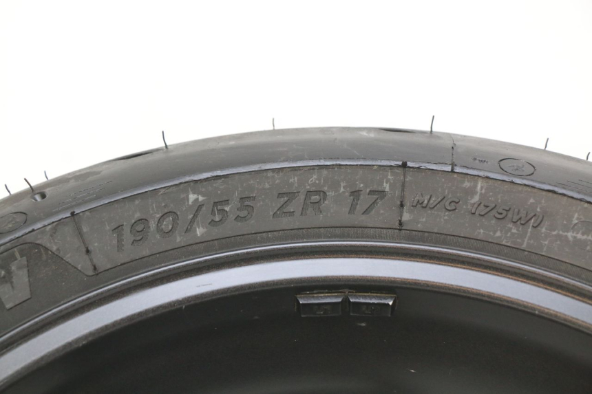 photo de HINTERRAD HONDA CB R 1000 (2018 - 2023) - Zoom auf Gebrauchszustand