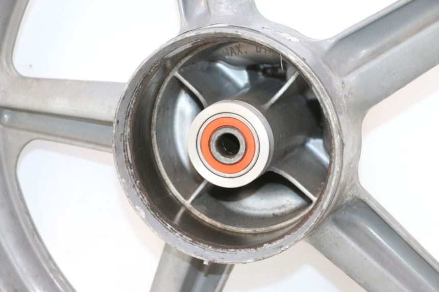 photo de HINTERRADFELGE HONDA CB TWO FIFTY 250 (1991 - 2002) - Detailansicht des Bauteils