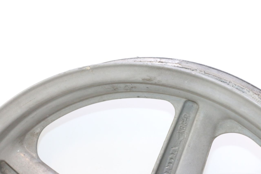 photo de HINTERRADFELGE HONDA CB TWO FIFTY 250 (1991 - 2002) - Details der Befestigungspunkte