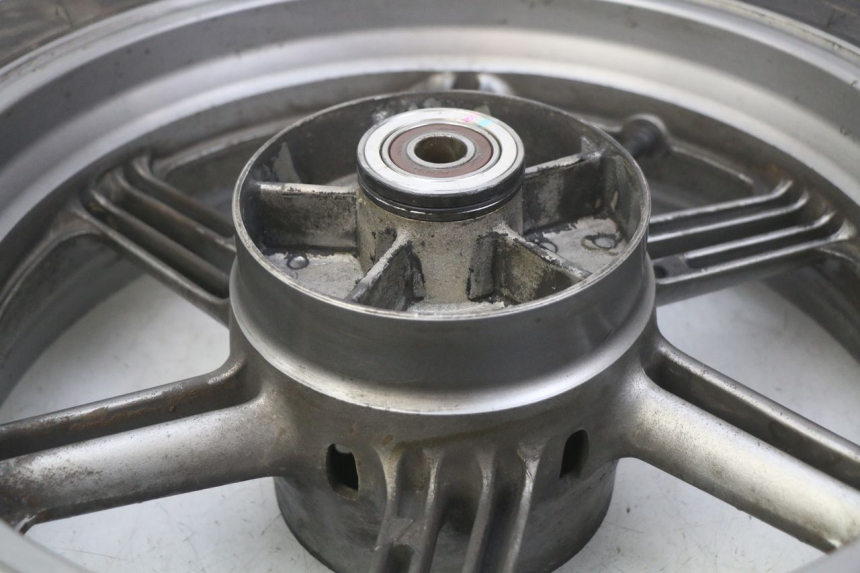 photo de HINTEN FELGE HONDA CBF 500 (2004 - 2007) - Technische Nahaufnahme