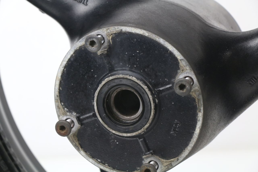 photo de HINTERRADFELGE HONDA CBR 929 RR FIREBLADE 900 (2000 - 2001) - Geprüftes Gebrauchtteil