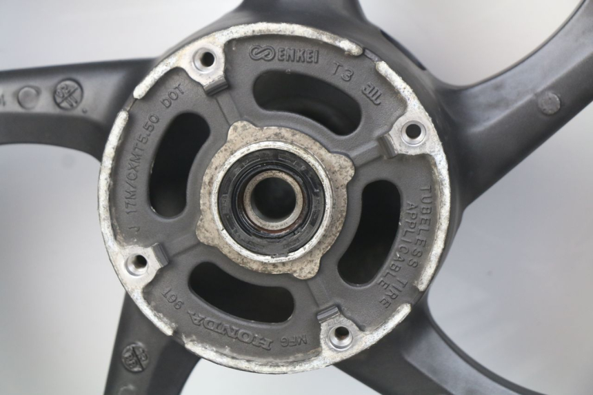 photo de HINTERRADFELGE HONDA CBRF CBR-F PC41 600 (2011 - 2013) - Technische Nahaufnahme