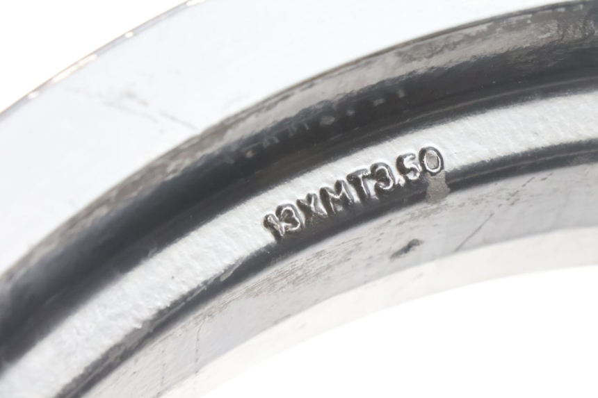 photo de HINTEN FELGE PEUGEOT CITYSTAR 2T 50 (2018 - 2021) - Hochauflösende Nahaufnahme