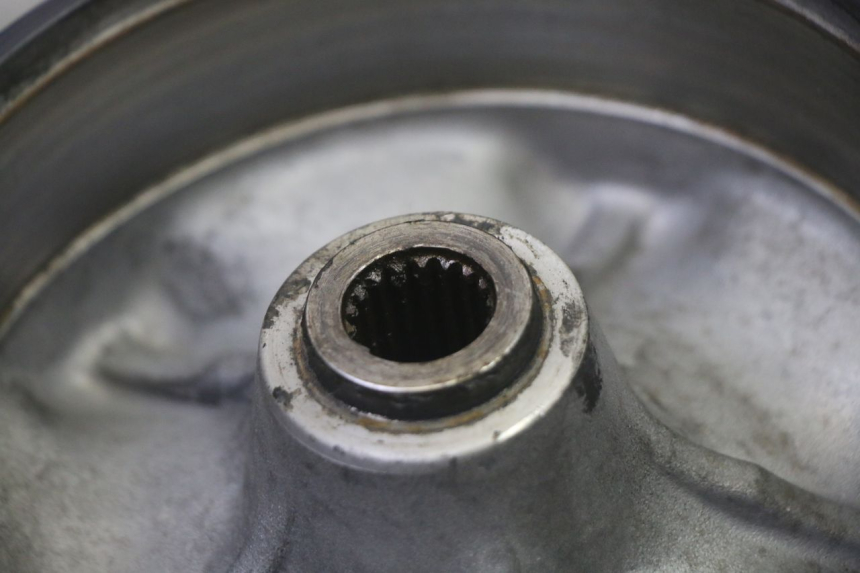 photo de HINTERRADFELGE YAMAHA CYGNUS X INJECTION 125 (2007 - 2013) - Charakteristische Merkmale