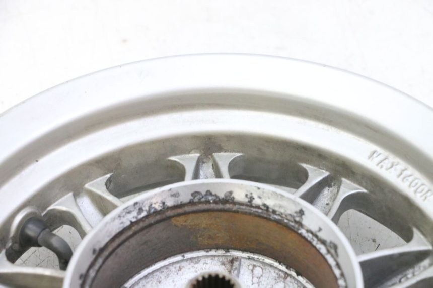 photo de HINTERRADFELGE DAELIM BESBI 125 (2007 - 2008) - Weitere Ansicht des Artikels