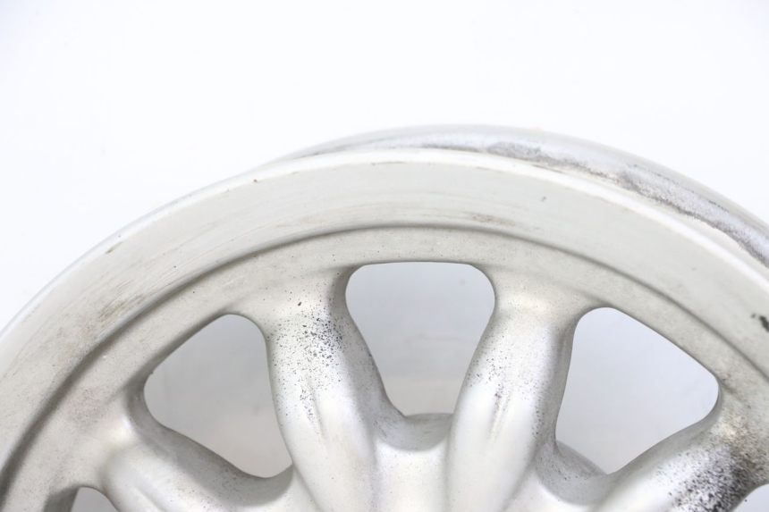 photo de HINTERRADFELGE DAELIM BESBI 125 (2007 - 2008) - Oberflächenzustand und Material