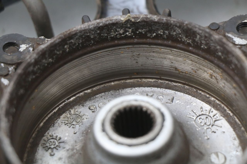 photo de HINTERRADFELGE SYM DD 50 (2005 - 2011) - Detailansicht des Bauteils