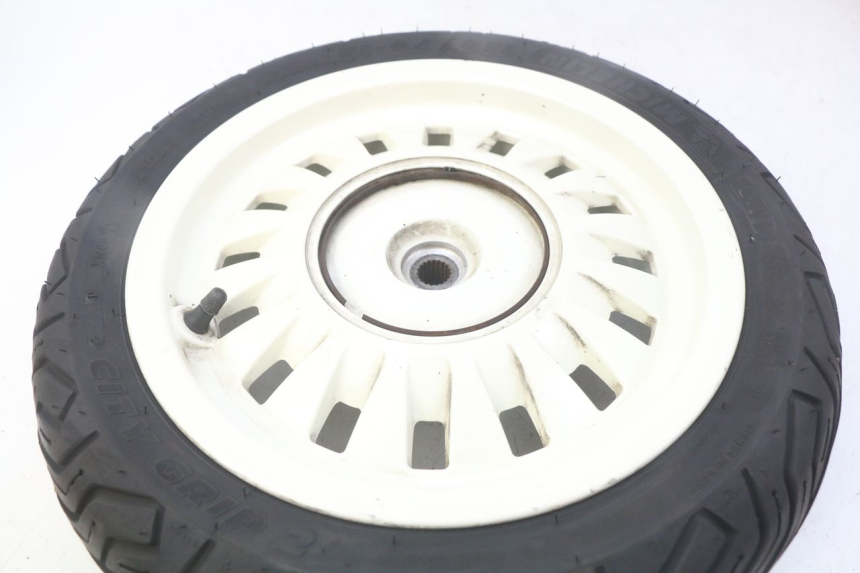 photo de HINTERRAD PEUGEOT DJANGO 2T 50 (2014 - 2019) - Zoom auf Gebrauchszustand