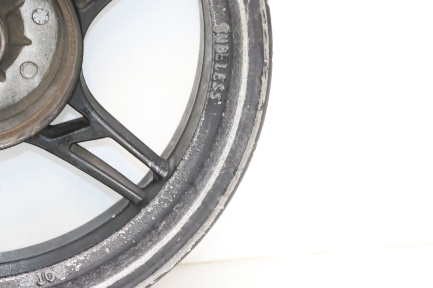 photo de HINTERRADFELGE JM MOTORS F45i 4T 50 (2020 - 2023) - Zoom auf Komponenten