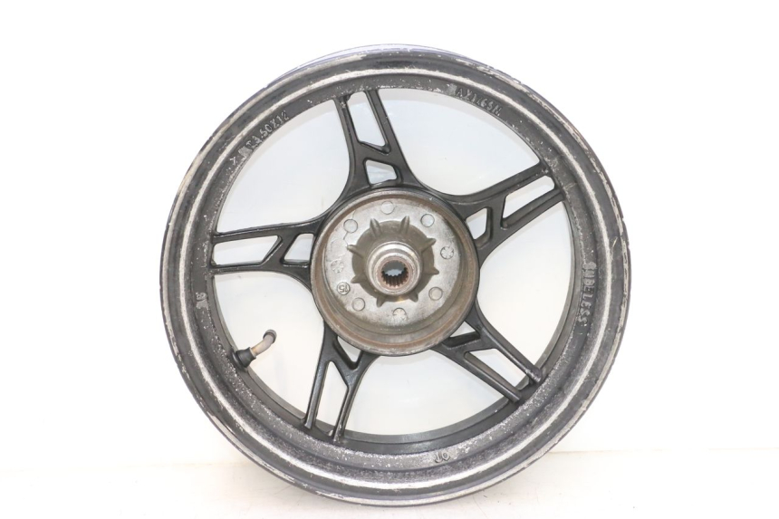 photo de HINTERRADFELGE JM MOTORS F45i 4T 50 (2020 - 2023) - Oberflächenzustand und Material