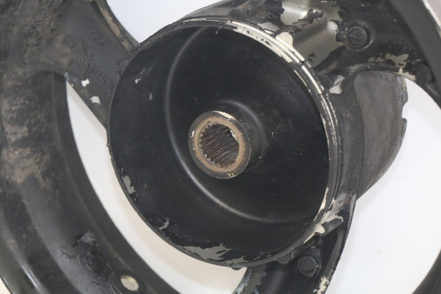 photo de HINTERRAD HONDA FES PANTHEON 125 (2003 - 2007) - Detailansicht des Bauteils