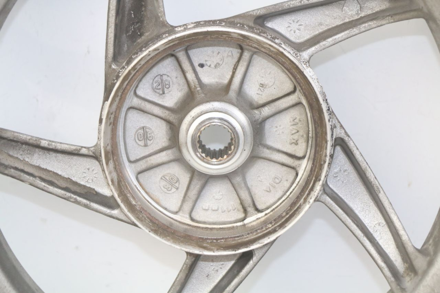 photo de HINTEN FELGE SYM FIDDLE 2 50 (2008 - 2013) - Kennzeichnungen und Originalreferenzen