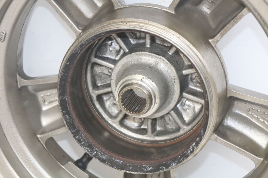 photo de HINTERRAD SYM FIDDLE 3 III 125 (2014 - 2020) - Technische Nahaufnahme