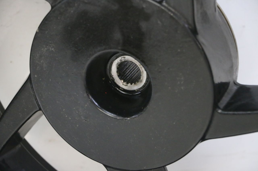 photo de HINTERRADFELGE SYM FIDDLE 125 (2008 - 2010) - Kennzeichnungen und Originalreferenzen