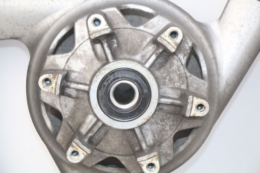 photo de HINTEN FELGE YAMAHA FJ 3CX 1200 (1986 - 1996) - Zoom auf Komponenten