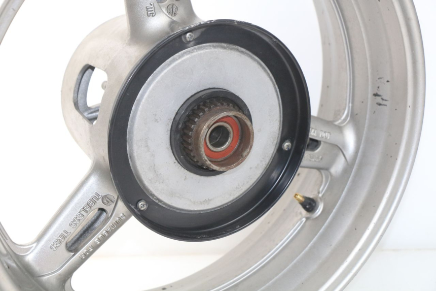 photo de HINTERRADFELGE YAMAHA FJR ABS 1300 (2006 - 2012) - Geprüftes Gebrauchtteil