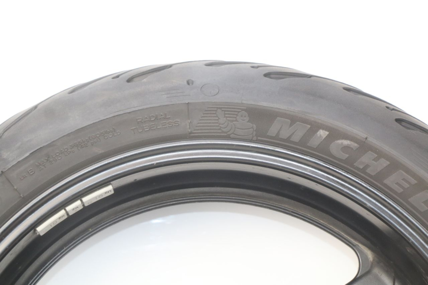 photo de HINTEN FELGE YAMAHA FJR ABS 1300 (2016 - 2020) - Hochauflösende Nahaufnahme