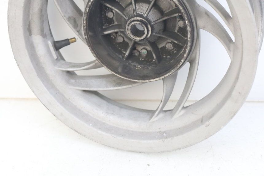 photo de HINTERRAD PIAGGIO FLY 4T 50 (2013 - 2017) - Zoom auf Gebrauchszustand