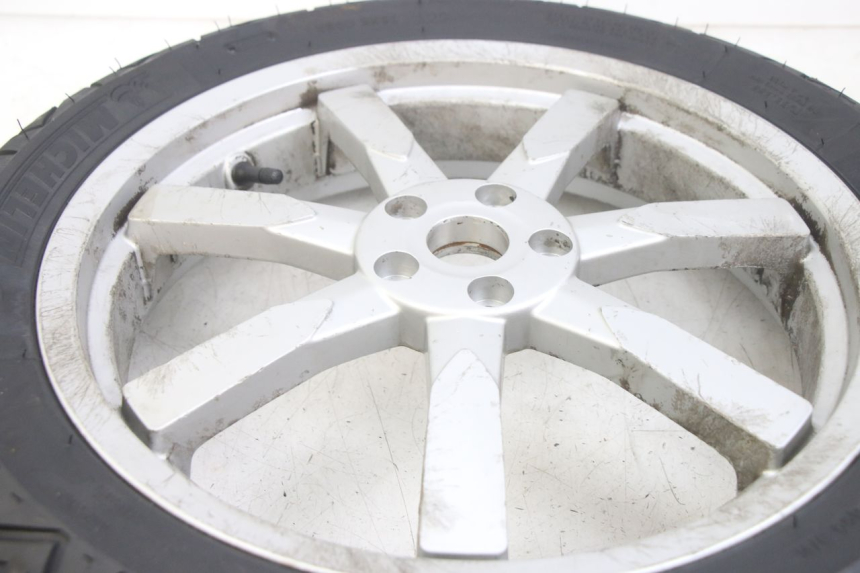 photo de HINTERRADFELGE PEUGEOT GEOPOLIS RS 125 (2007 - 2009) - Details der Befestigungspunkte