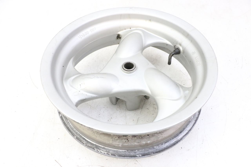 photo de HINTERRADFELGE KYMCO GRAND DINK 125 (2008 - 2014) - Detailansicht des Bauteils