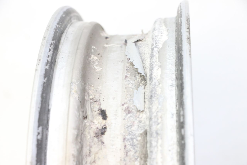 photo de HINTERRADFELGE KYMCO GRAND DINK 125 (2008 - 2014) - Details der Befestigungspunkte