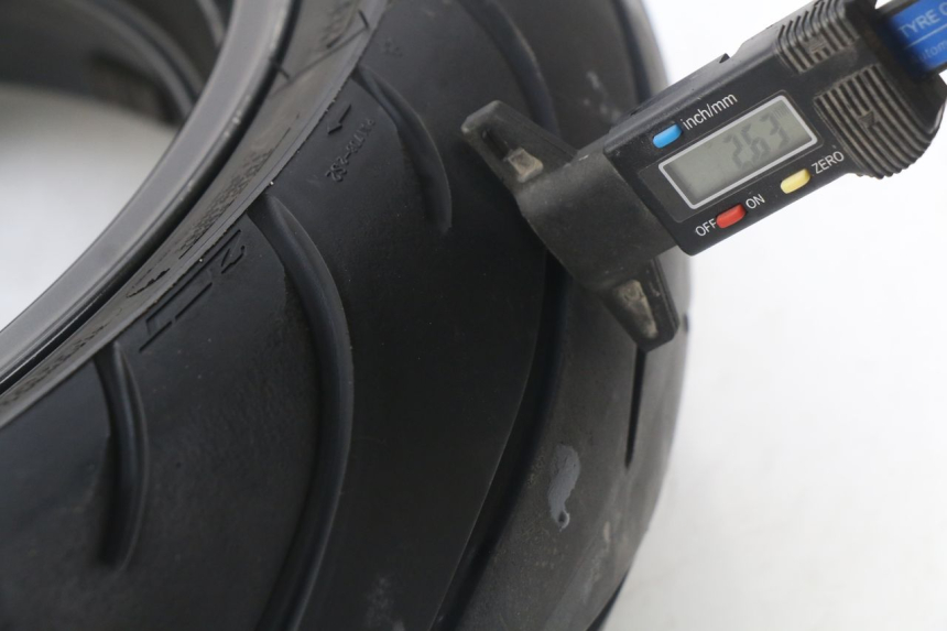 photo de HINTERRADFELGE SUZUKI GSF N BANDIT 600 (2000 - 2004) - Zoom auf Gebrauchszustand