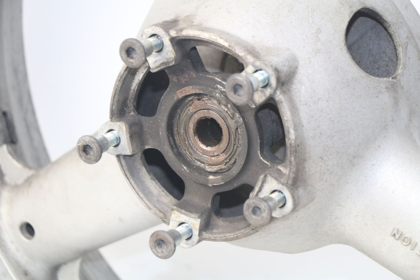 photo de HINTERRADFELGE SUZUKI GSX-F GSXF 600 (1998 - 2004) - Oberflächenzustand und Material