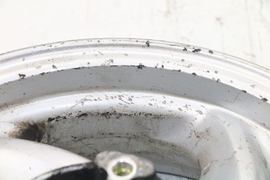 photo de HINTERRADFELGE SYM GTS EVO 125 (2009 - 2013) - Zoom auf Gebrauchszustand