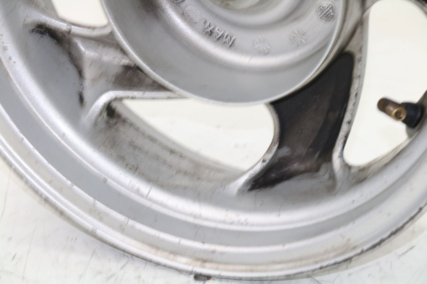 photo de HINTERRADFELGE SYM GTS EVO 125 (2009 - 2013) - Technische Nahaufnahme