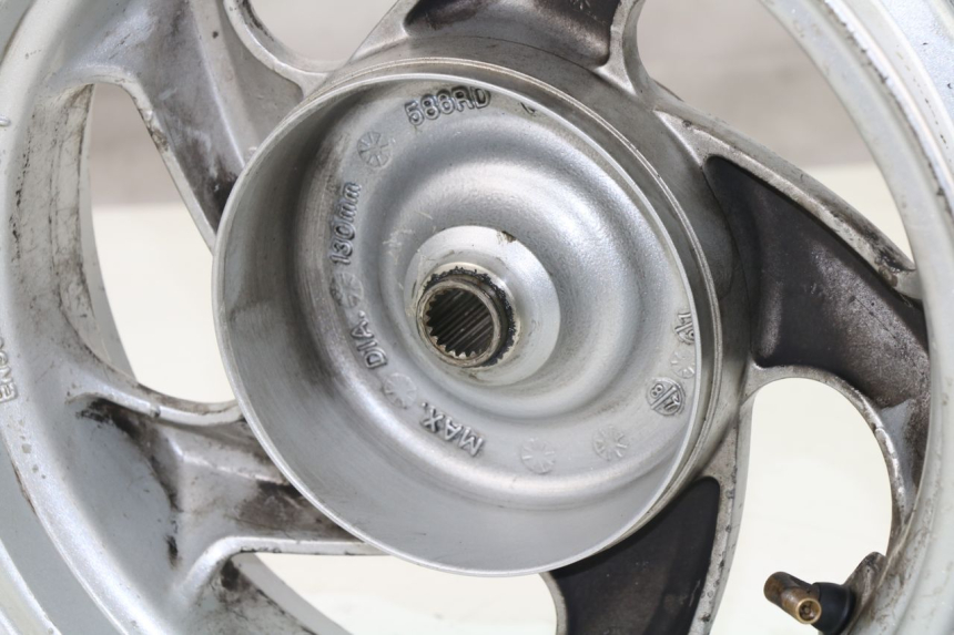 photo de HINTERRADFELGE SYM GTS EVO 125 (2009 - 2013) - Oberflächenzustand und Material