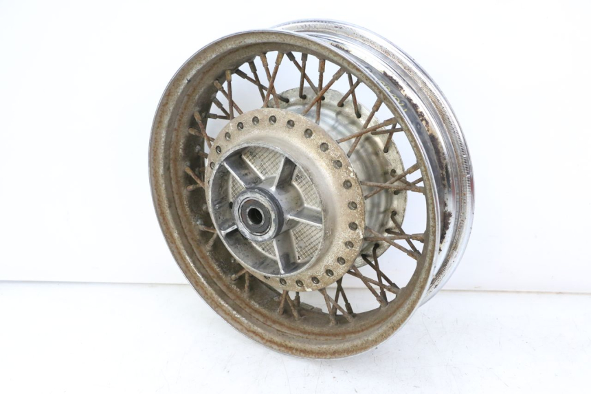 photo de HINTERRADFELGE HONDA VT C2 SHADOW 750 (1997 - 2001) - Zoom auf Gebrauchszustand