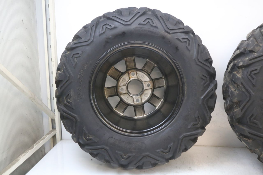 photo de HINTERRADFELGE HYTRACK HY S 4X4 410 (2013 - 2016) - Zoom auf Komponenten