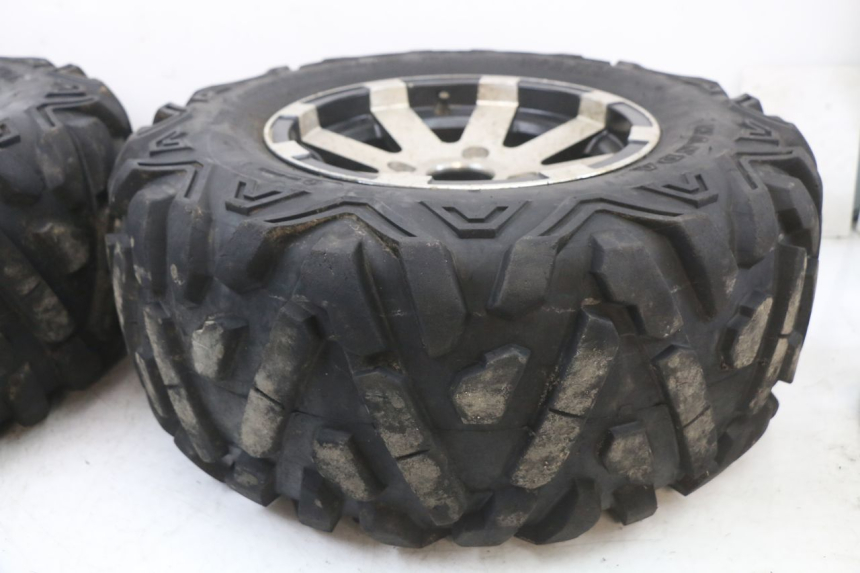 photo de HINTERRADFELGE HYTRACK HY S 4X4 410 (2013 - 2016) - Detailansicht des Bauteils