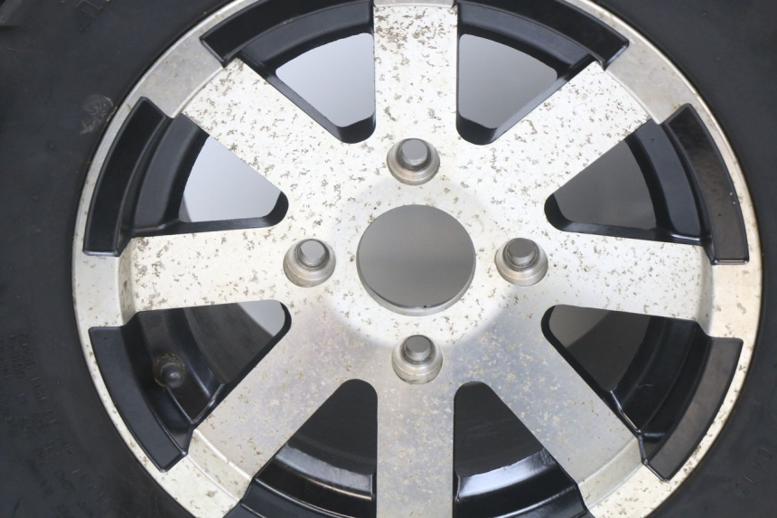 photo de HINTERRADFELGE HYTRACK HY S 4X4 410 (2013 - 2016) - Details der Befestigungspunkte