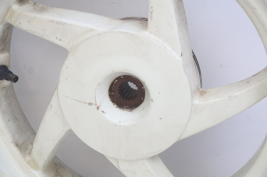 photo de HINTERRAD SYM JET SPORT XR 50 (2006 - 2015) - Details der Befestigungspunkte