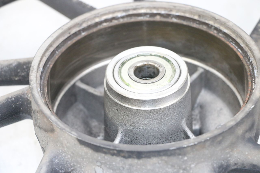 photo de HINTERRADFELGE KYMCO K-PW K-PIPE 50 (2012 - 2017) - Oberflächenzustand und Material