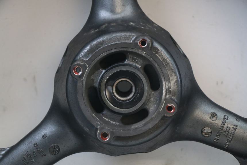 photo de HINTERRAD KAWASAKI ZR7 ZR-7 S 750 (1999 - 2004) - Kennzeichnungen und Originalreferenzen